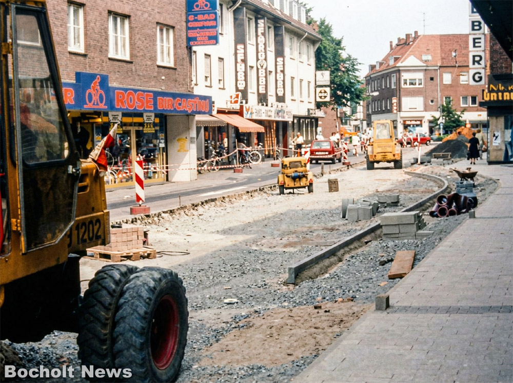 NEUGESTALTUNG DER RAVARDISTRASE MIT ROSE CITY IM HINTERGRUND