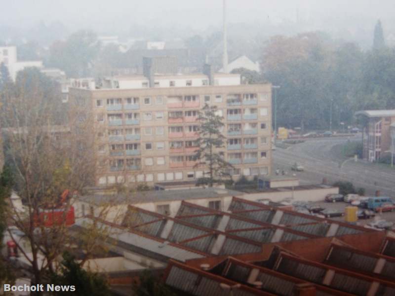 GELAENDE DER SHOPPING ARKADEN IN DEN 80ER JAHREN FOTO 3 HOCHAUS HINTER LICHTBURG KINO