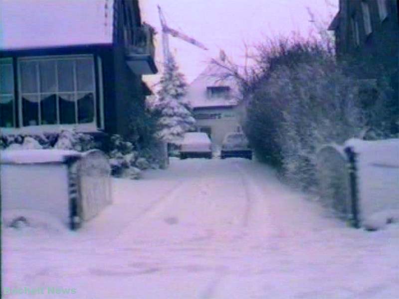 HISTORISCHES FOTO AUS BOCHOLT IM JAHR 1988 HERZOGSTRASSE IM WINTER ANSICHT 4 MIT SEILEREI SOMMERS