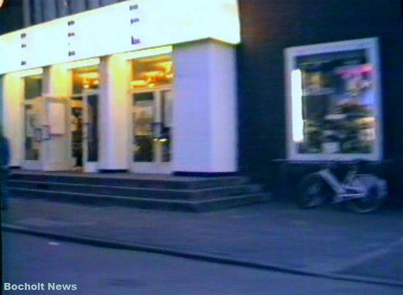 HISTORISCHES FOTO AUS BOCHOLT IM JAHR 1988 KINO LICHTBURG ANSICHT 1