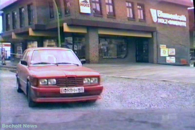 HISTORISCHES FOTO AUS BOCHOLT IM JAHR 1988 KREUZSTRASSE ANSICHT 9 MIT HOLZ BLUMENTRATH