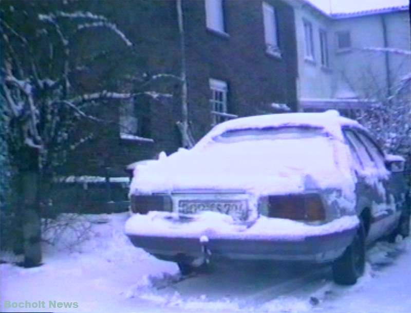 HISTORISCHES FOTO AUS BOCHOLT IM JAHR 1988 BLUECHERSTRASSE IM WINTER ANSICHT 10