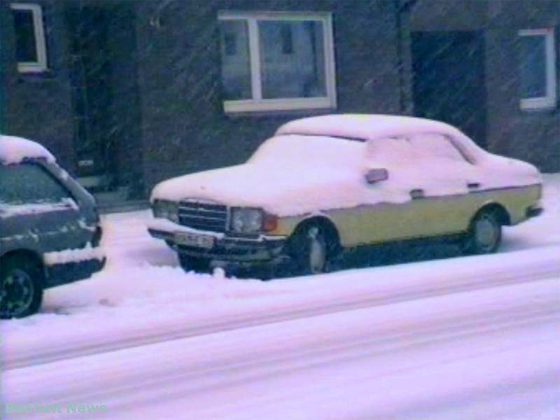 HISTORISCHES FOTO AUS BOCHOLT IM JAHR 1988 BLUECHERSTRASSE IM WINTER ANSICHT 4