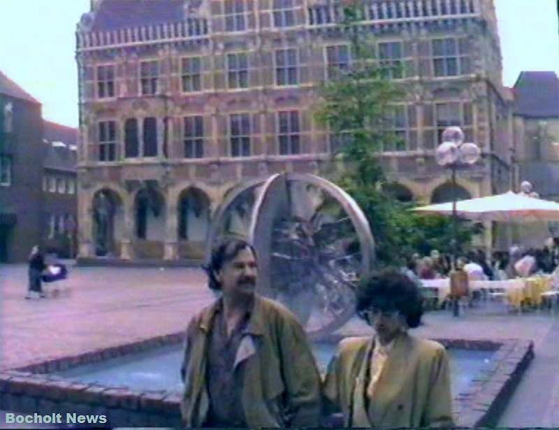 HISTORISCHES FOTO AUS BOCHOLT IM JAHR 1988 AM EUROPABRUNNEN ANSICHT 1