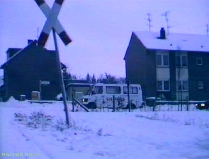 HISTORISCHES FOTO AUS BOCHOLT IM JAHR 1988 RHEDER STRASSE IM WINTER