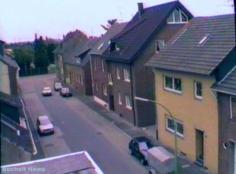 HISTORISCHES FOTO AUS BOCHOLT IM JAHR 1988 ROEMERSTRASSE MIT BLICK ZUR KAROLINGERSTRASSE