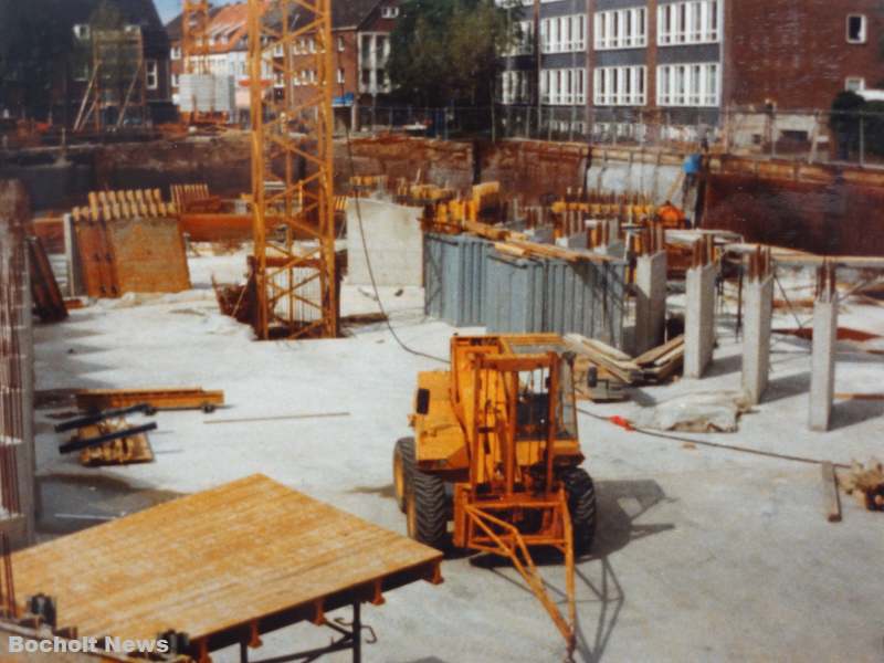 BOCHOLTER ANSICHTEN AUS DEN 80ER JAHREN FOTO 3 BAU DER TIEFGARAGE AM ZENTRALEN BUSSBAHNHOF