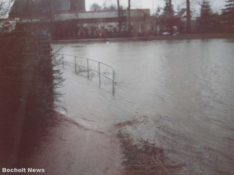 BOCHOLTER ANSICHTEN AUS DEN 80ER JAHREN FOTO 9 HOCHWASSER AN DER AA