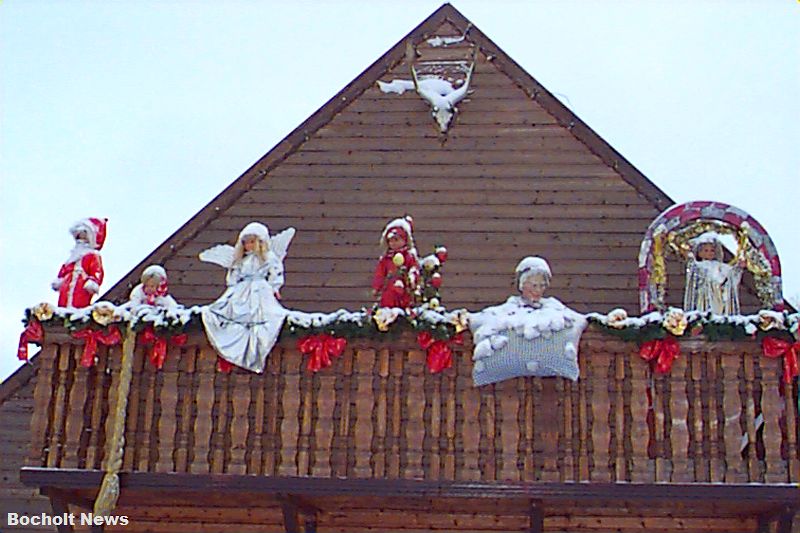 MAERCHENOMA URSULA ENDERS IM JAHR 1996 FOTO 22 DER BALKON