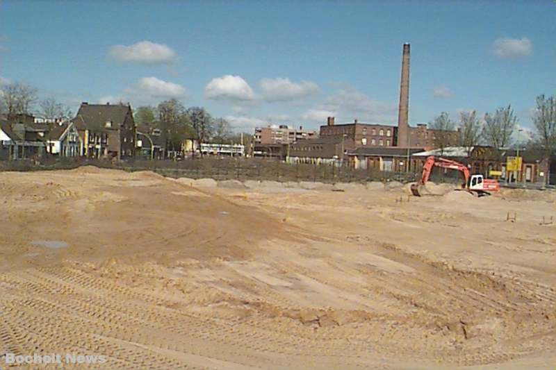 BAU MOEBEL VAN OEPEN AN DER INDUSTRIESTRASSE FOTO 5