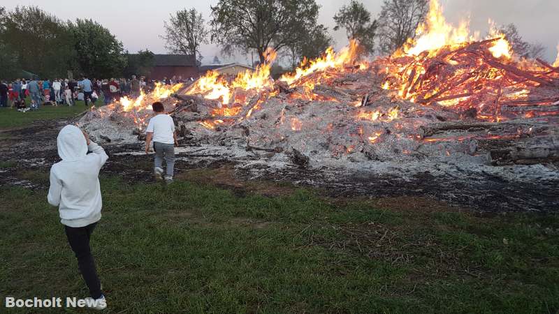 OSTERFEUER BOCHOLT HOF SLUETTER 2019 FOTO 11