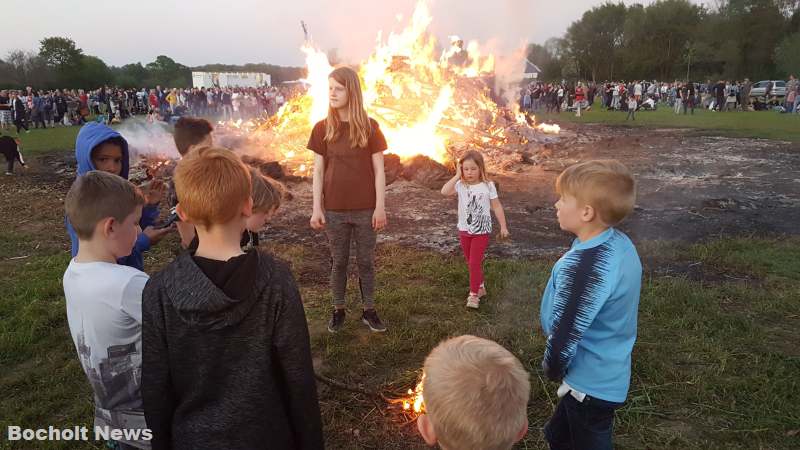 OSTERFEUER BOCHOLT HOF SLUETTER 2019 FOTO 12