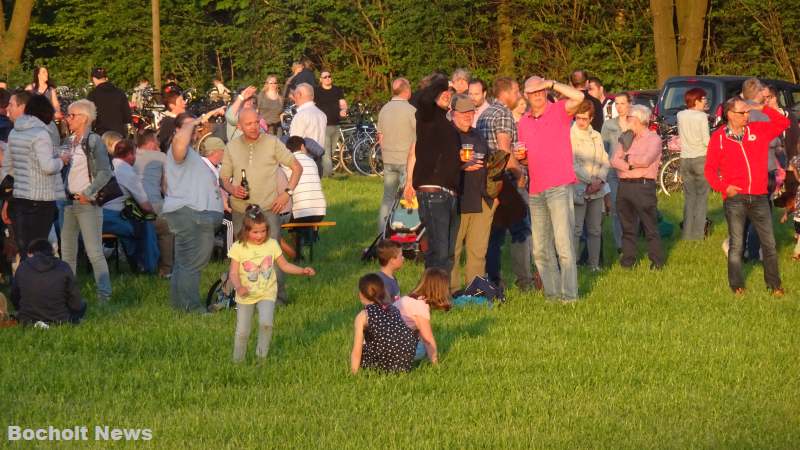 OSTERFEUER BOCHOLT HOF SLUETTER 2019 FOTO 51