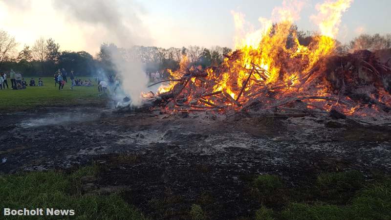 OSTERFEUER BOCHOLT HOF SLUETTER 2019 FOTO 6