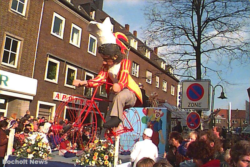 ROSENMONTAGSZUG BOCHOLT IM JAHR 1998 FOTO 15