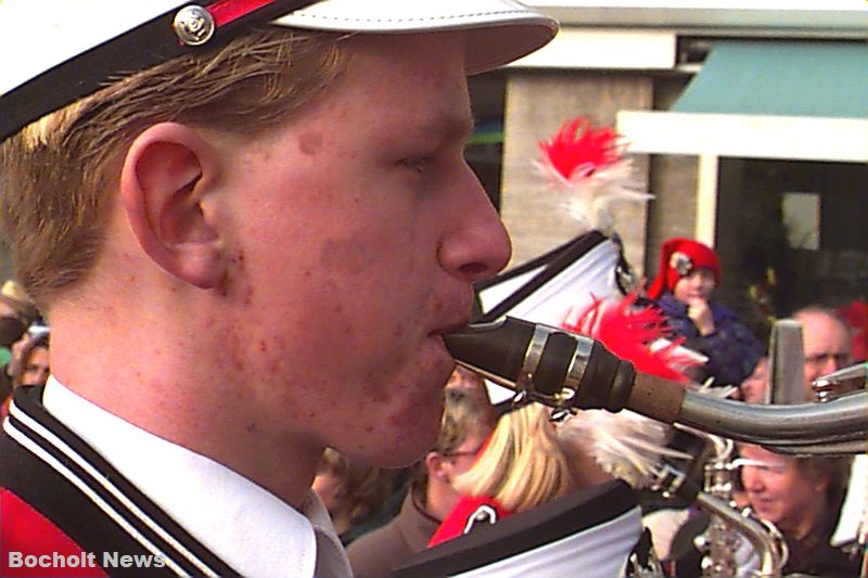 ROSENMONTAGSZUG BOCHOLT IM JAHR 1998 FOTO 21