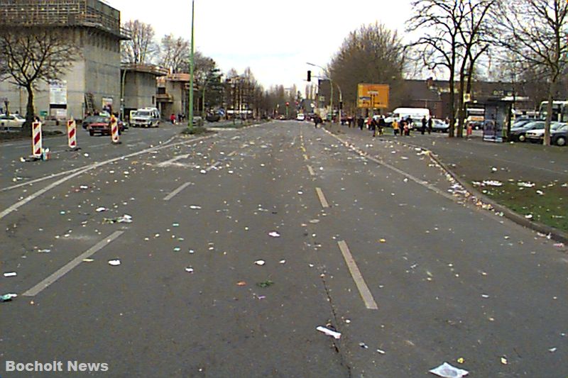 ROSENMONTAGSZUG BOCHOLT IM JAHR 1998 FOTO 40