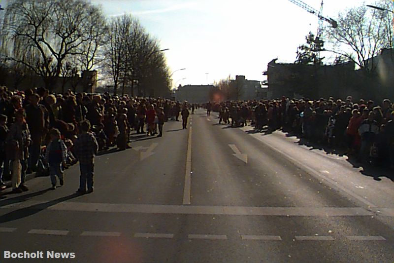 ROSENMONTAGSZUG BOCHOLT IM JAHR 1998 FOTO 41