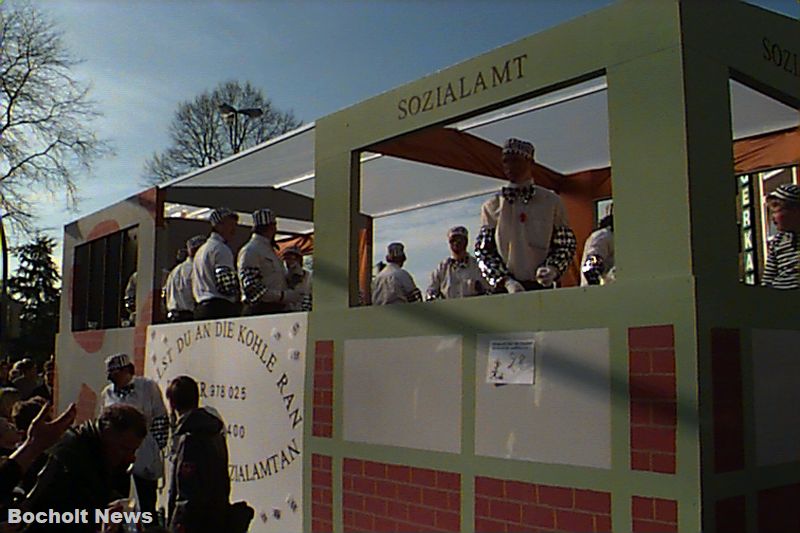 ROSENMONTAGSZUG BOCHOLT IM JAHR 1998 FOTO 61