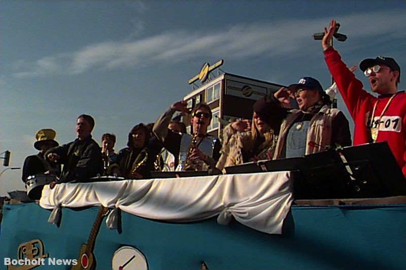 ROSENMONTAGSZUG BOCHOLT IM JAHR 1998 FOTO 79