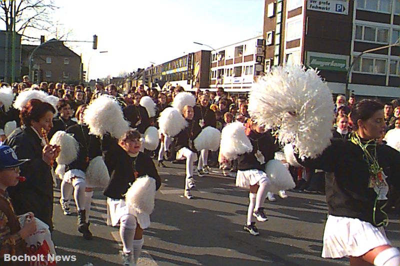 ROSENMONTAGSZUG BOCHOLT IM JAHR 1998 FOTO 8