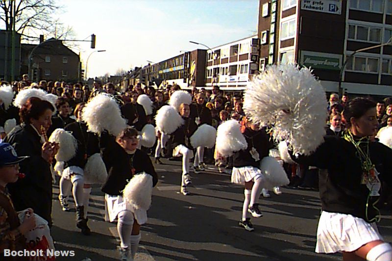 ROSENMONTAGSZUG BOCHOLT IM JAHR 1998 FOTO 81