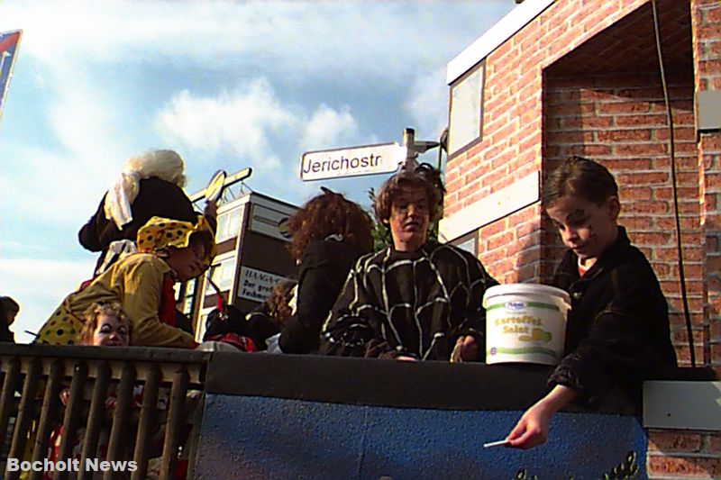 ROSENMONTAGSZUG BOCHOLT IM JAHR 1998 FOTO 85