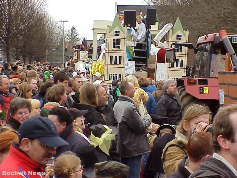 ROSENMONTAGSZUG BOCHOLT IM JAHR 2000 FOTO 20