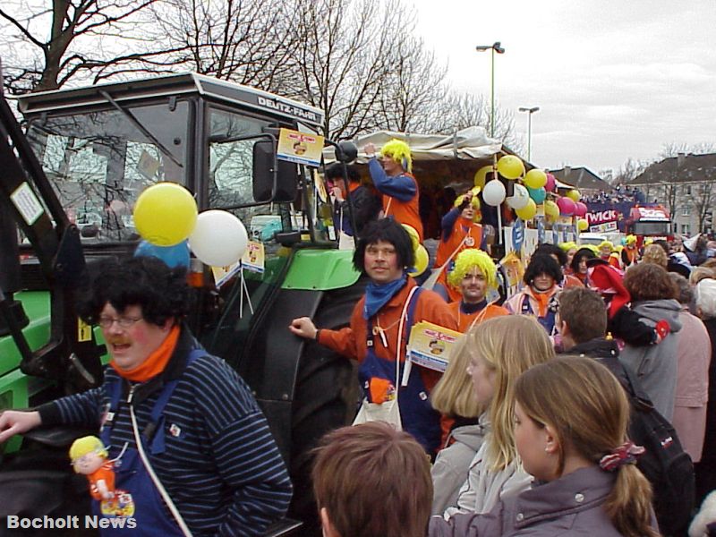 ROSENMONTAGSZUG BOCHOLT IM JAHR 2000 FOTO 33