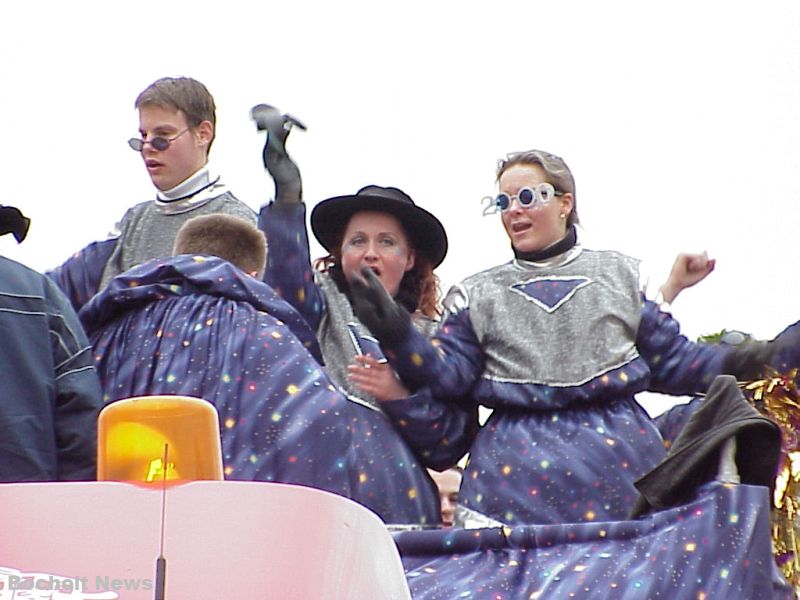 ROSENMONTAGSZUG BOCHOLT IM JAHR 2000 FOTO 35