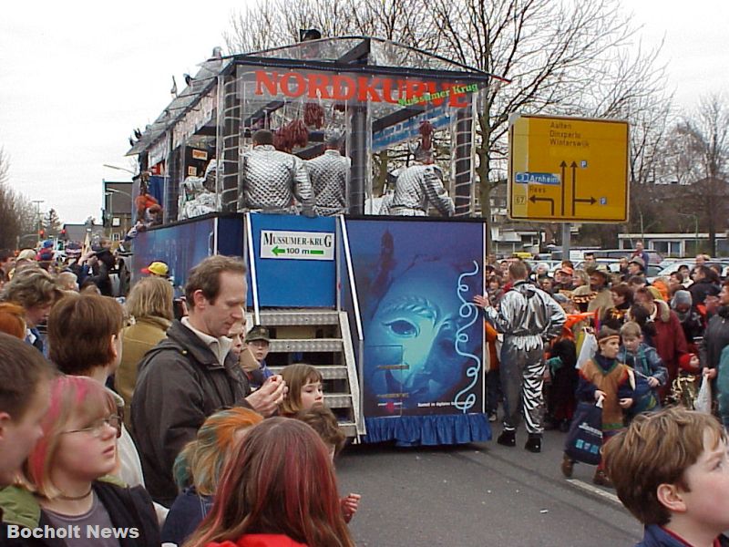 ROSENMONTAGSZUG BOCHOLT IM JAHR 2000 FOTO 44