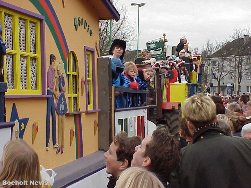 ROSENMONTAGSZUG BOCHOLT IM JAHR 2000 FOTO 49