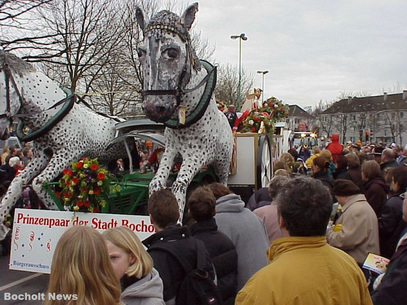 ROSENMONTAGSZUG BOCHOLT IM JAHR 2000 FOTO 53