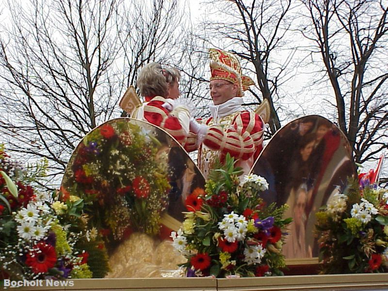 ROSENMONTAGSZUG BOCHOLT IM JAHR 2000 FOTO 57