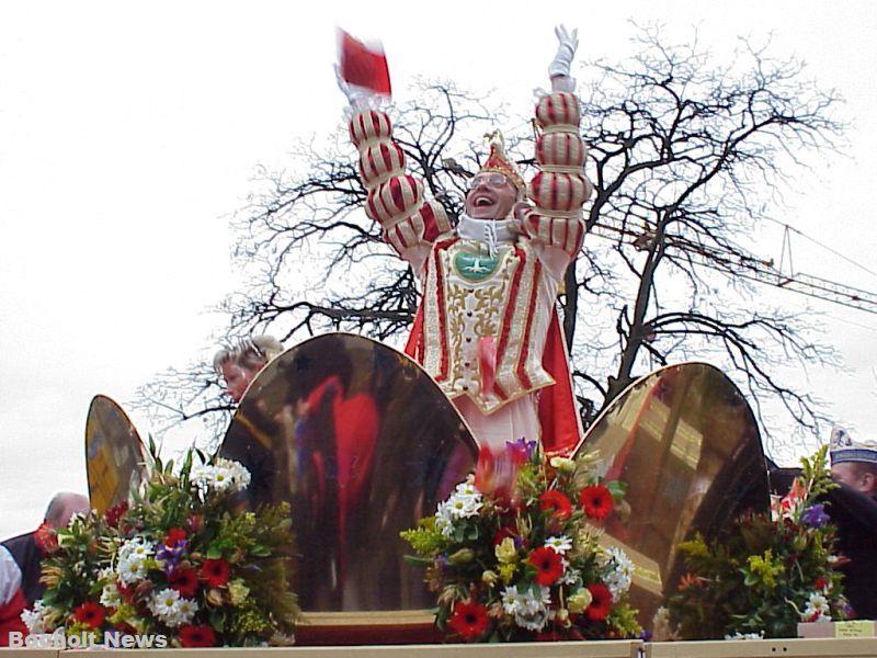 ROSENMONTAGSZUG BOCHOLT IM JAHR 2000 FOTO 58