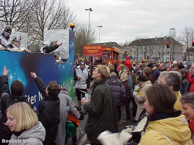 ROSENMONTAGSZUG BOCHOLT IM JAHR 2000 FOTO 59