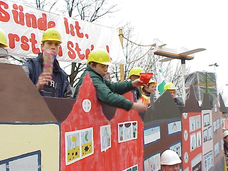 ROSENMONTAGSZUG BOCHOLT IM JAHR 2000 FOTO 65