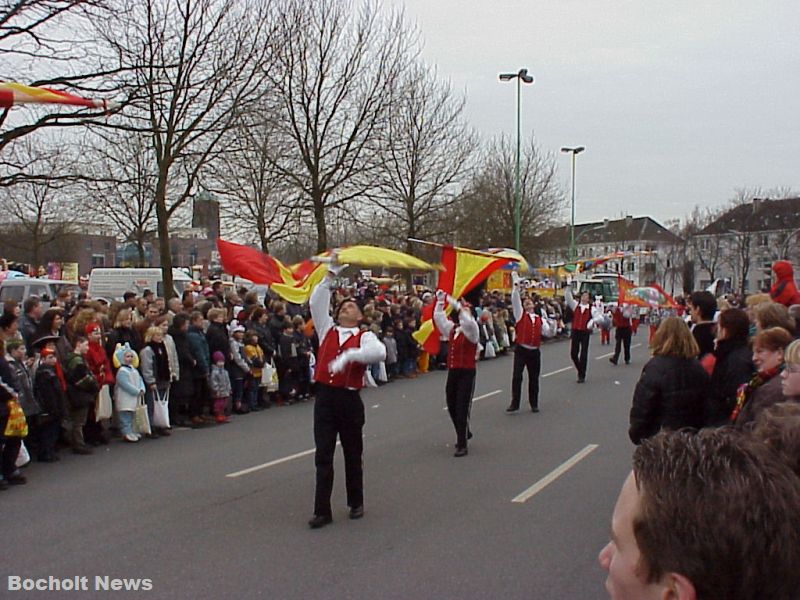 ROSENMONTAGSZUG BOCHOLT IM JAHR 2000 FOTO 7