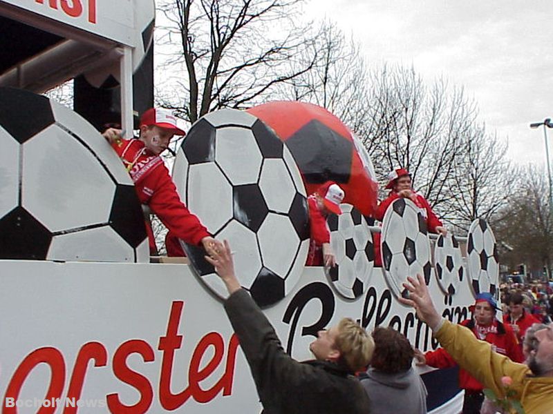 ROSENMONTAGSZUG BOCHOLT IM JAHR 2000 FOTO 72