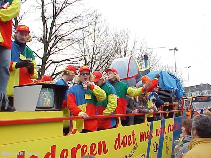 ROSENMONTAGSZUG BOCHOLT IM JAHR 2000 FOTO 77