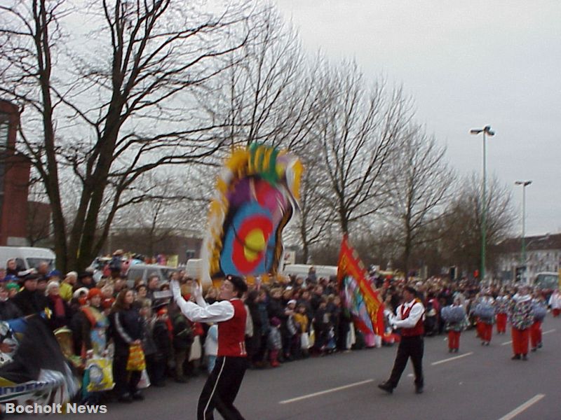 ROSENMONTAGSZUG BOCHOLT IM JAHR 2000 FOTO 8