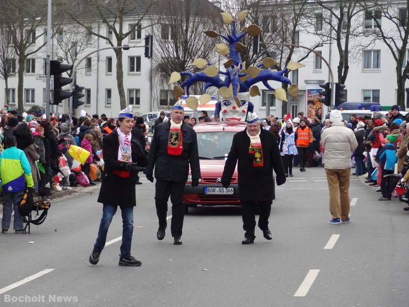 ROSENMONTAGSZUG BOCHOLT IM JAHR 2013 FOTO 8